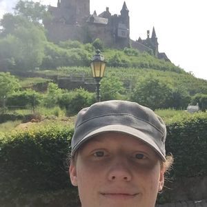 Meet your Posher, Collin